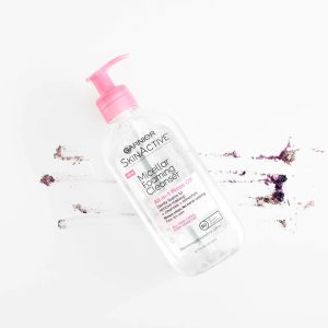 Foaming gel cleanser Garnier